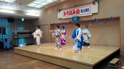 東山光寿会踊り.jpg