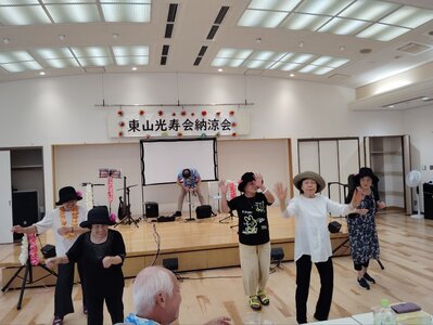 久保田さん踊り.jpg
